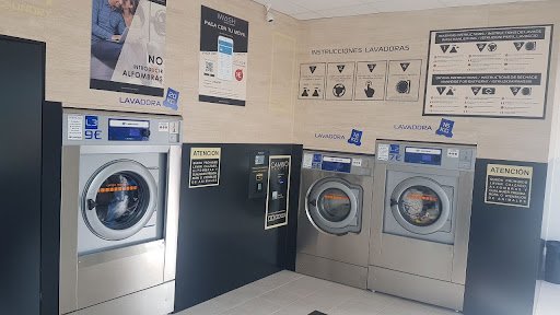 Lavandería Autoservicio Iwash