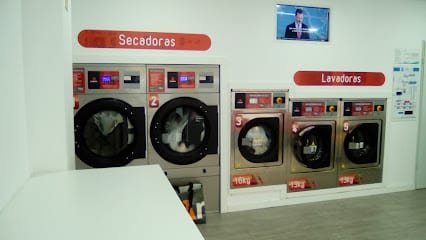 Lavandería Autoservicio Lavatutto