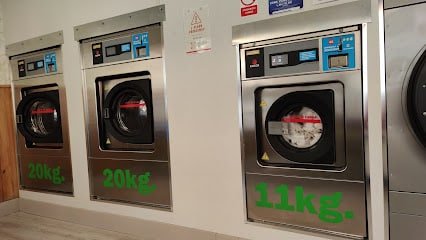 Limpio Y Seco - Lavandería Autoservicio