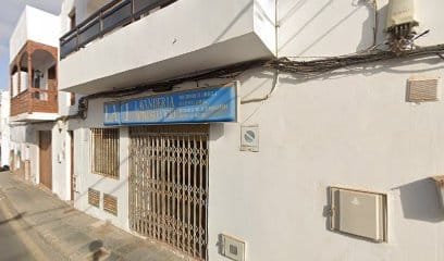 No 1 Lavanderia Auto Servicio